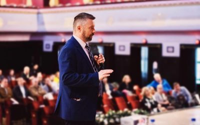 Dr. Lászlófy Csaba előadása az EME-kongresszuson: 25 éves az ALL-ON-4 kezelési koncepció